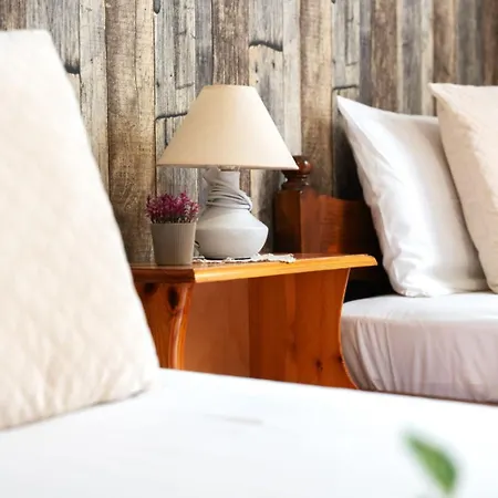 Rumi's House-port,old Town,100 Doors Church In The Heart Of Parikia * Parikia (Paros)