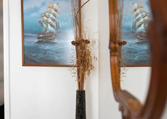 Rumi's House-port,old Town,100 Doors Church In The Heart Of Parikia * Parikia (Paros)