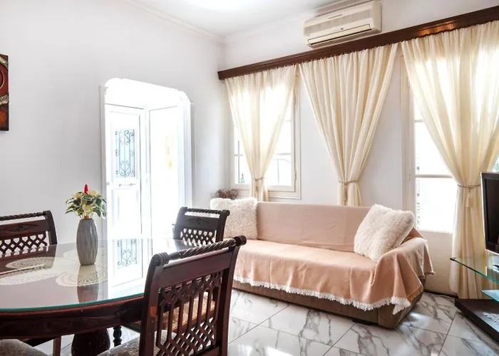 Holiday home Rumi's House-port,old Town,100 Doors Church In The Heart Of Parikia *