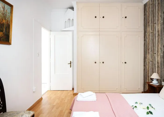 Holiday home Rumi's House-port,old Town,100 Doors Church In The Heart Of Parikia *