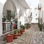 Holiday home Rumi's House-port,old Town,100 Doors Church In The Heart Of Parikia