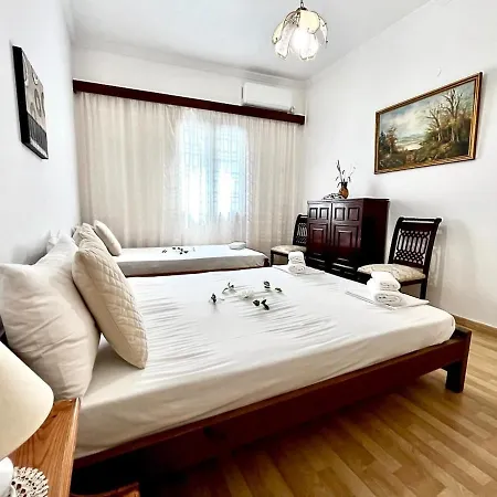 Дом отдыха Rumi's House In The Heart Of Parikia Парос