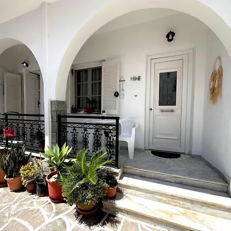 Rumi's House In The Heart Of Parikia Vakantiehuis Páros