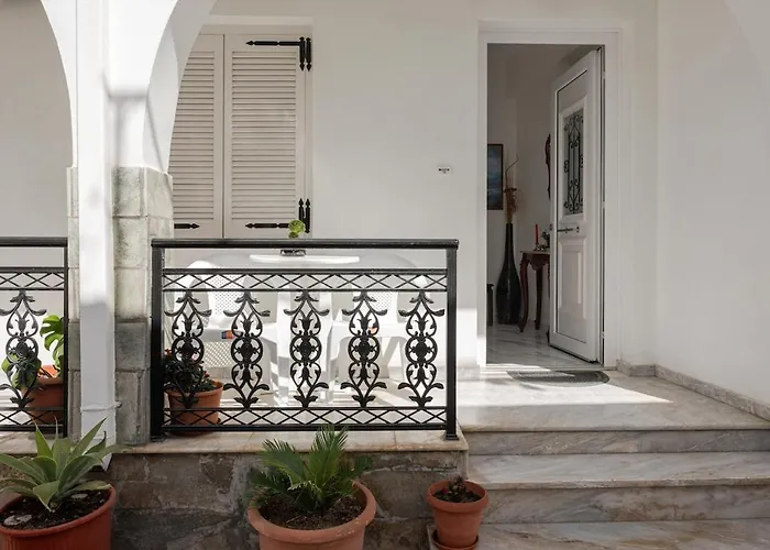 Rumi's House In The Heart Of Parikia *